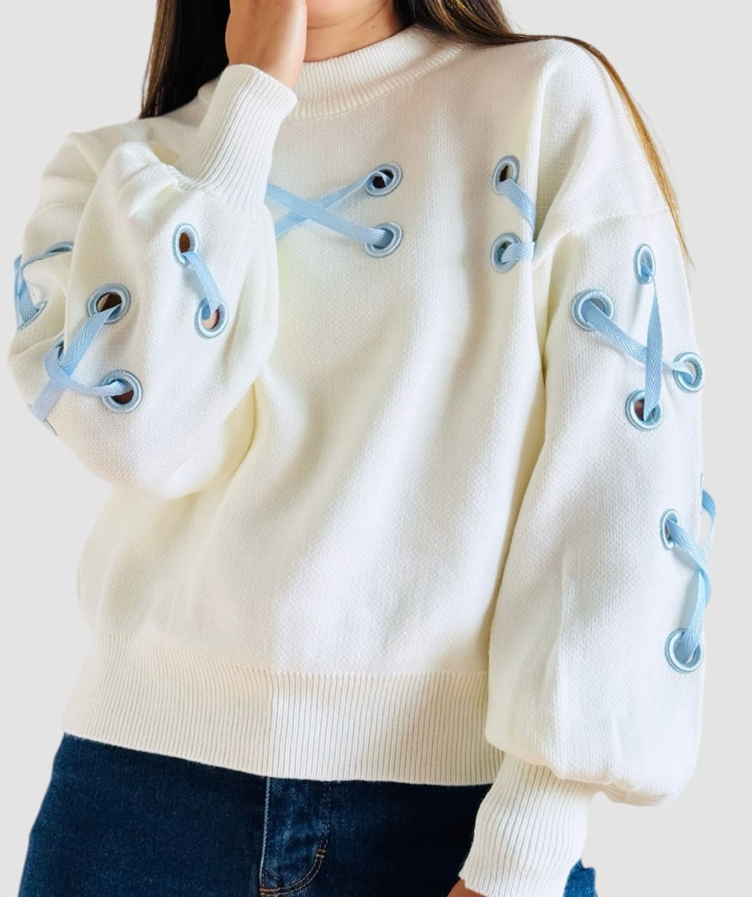 NUEVO SUÉTER ENTRELAZOS